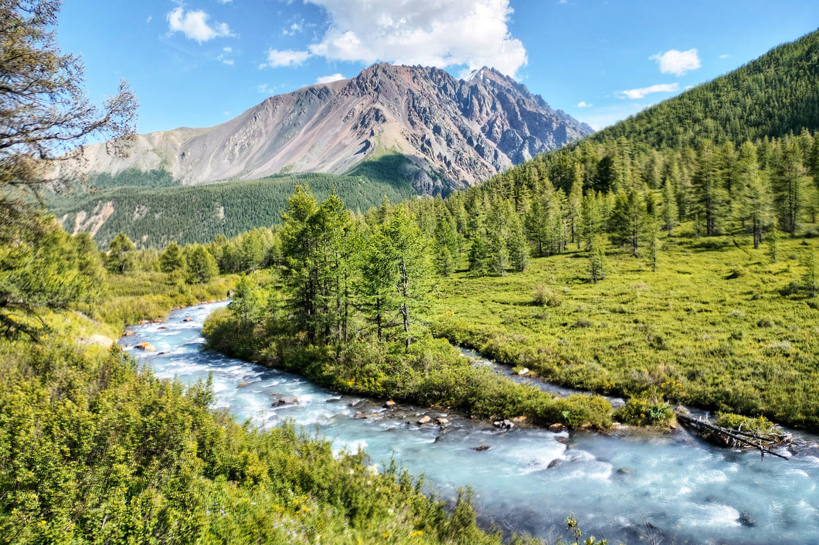 Долина реки Каракабак. Фото: Ирина Рыжова