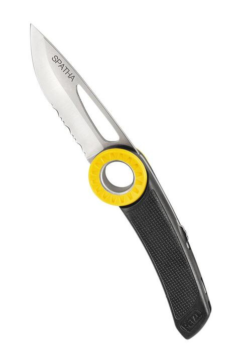 Легкий, альпинистский стропорез Petzl Spatha, который очень удобно переносить на карабине