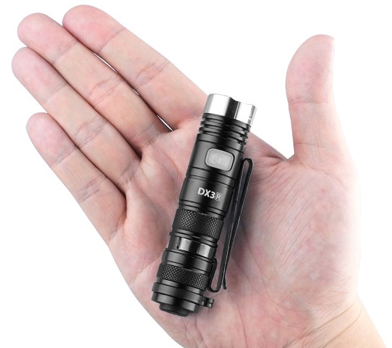 Фонарь ручной EagleTac DX3B Clicky Pro XHP50.2 - Фото 3 большая