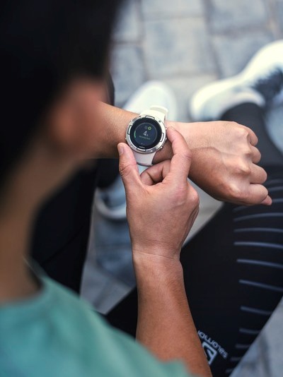 Часы Suunto 5 KAV White Black - Фото 2 большая