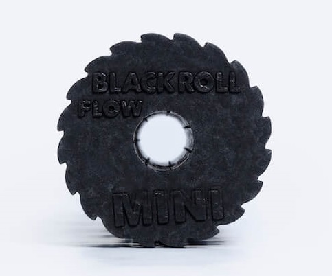 Массажный мини-ролл Blackroll Mini Flow 15 см Черный - Фото 2 большая