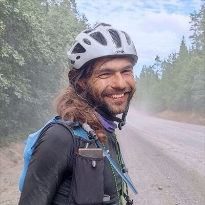 Максим Андреев