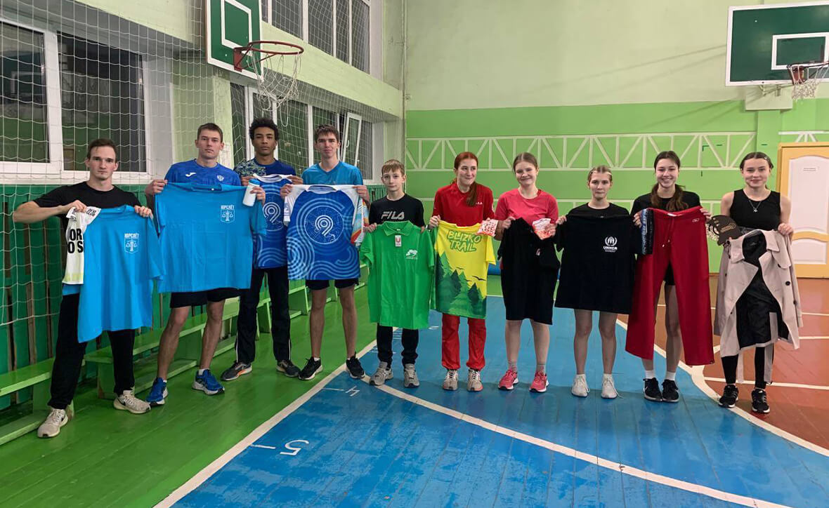 Сбор экипировки. Поделись своей беговой весной! 