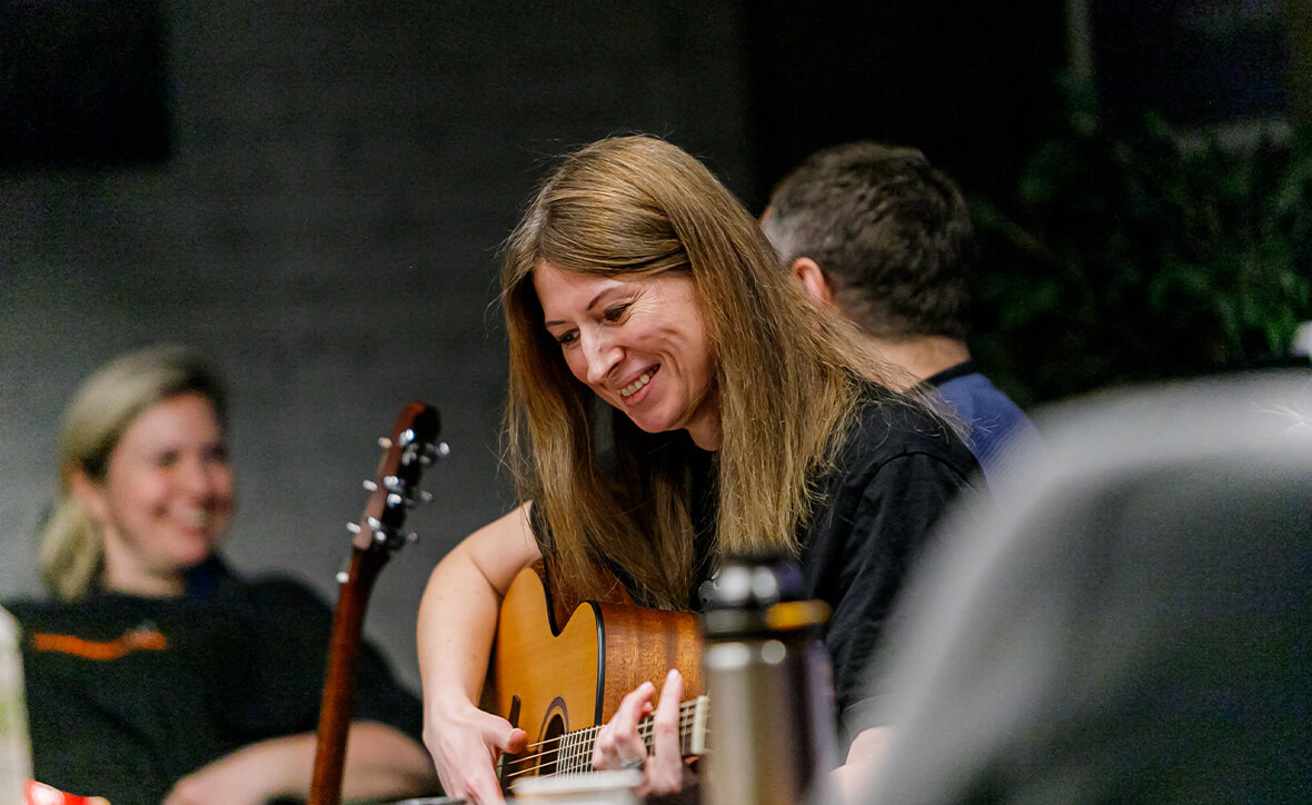 Гитара по кругу