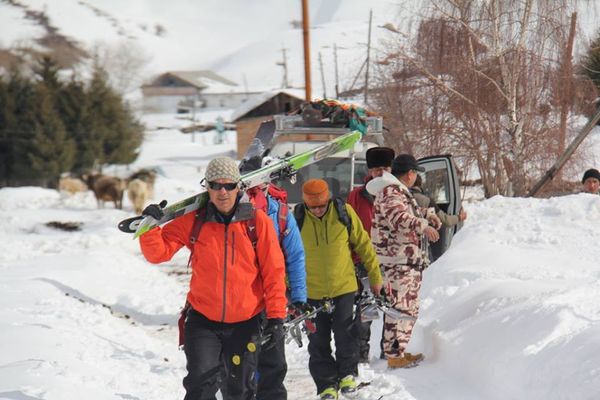 Казахи пошли на гору Казахи пошли на гору