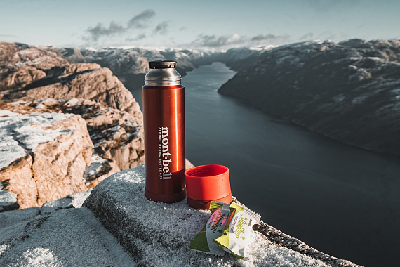 Термос MontBell Alpine Thermo Bottle 750 Red - Фото 4 большая