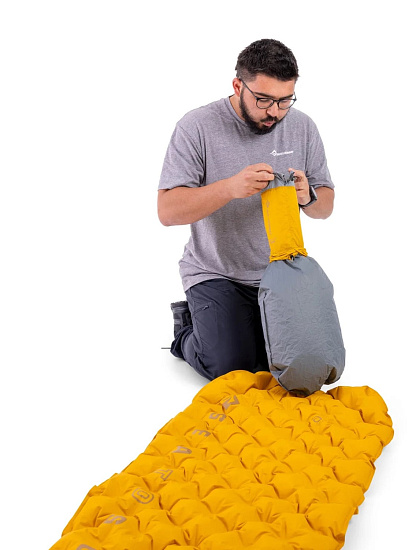 Коврик надувной Sea to Summit Ultralight XR Insulated Yellow - Фото 5 большая