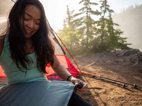 Коврик надувной Therm-a-Rest Neoair Topo Luxe Regular Balsam - Фото 8 большая