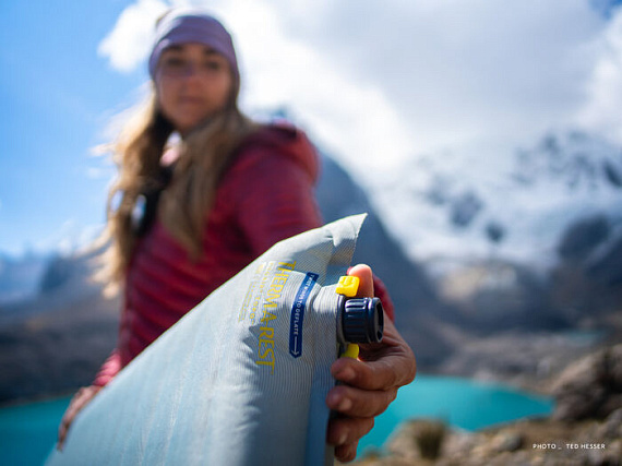 Коврик надувной Therm-a-Rest Neoair Topo Regular Wide Print - Фото 7 большая