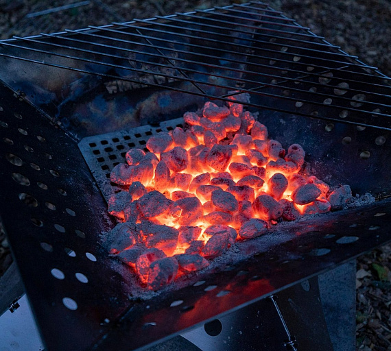 Костровая чаша-гриль Winnerwell Flat Firepit Small с решетками для угля и гриля - Фото 13 большая