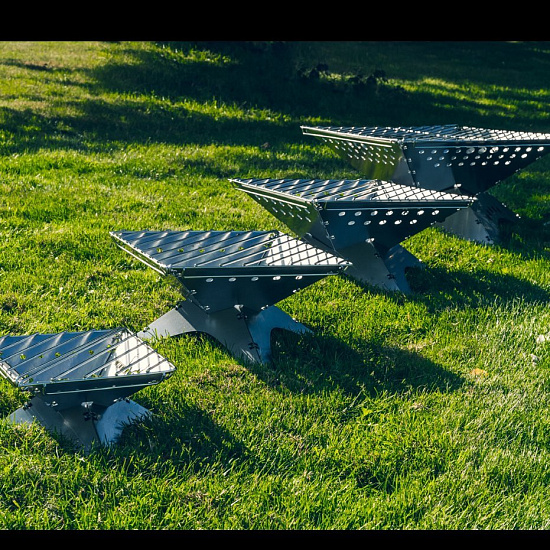 Костровая чаша-гриль Winnerwell Flat Firepit Small с решетками для угля и гриля - Фото 15 большая