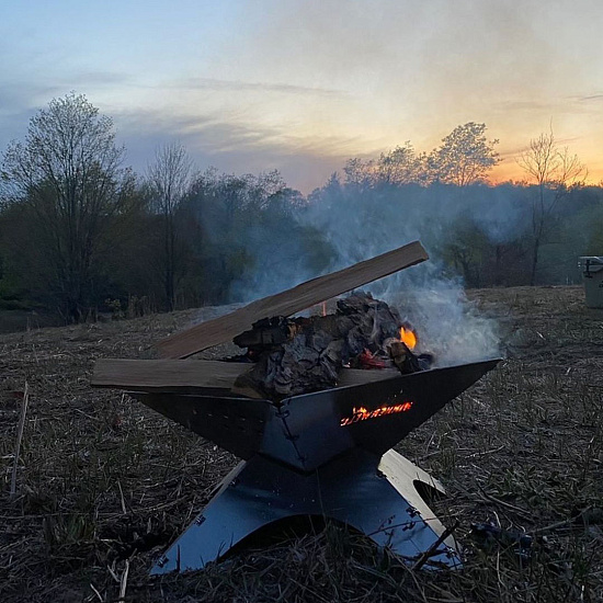 Костровая чаша-гриль Winnerwell Flat Firepit Large с решетками для угля и гриля - Фото 20 большая