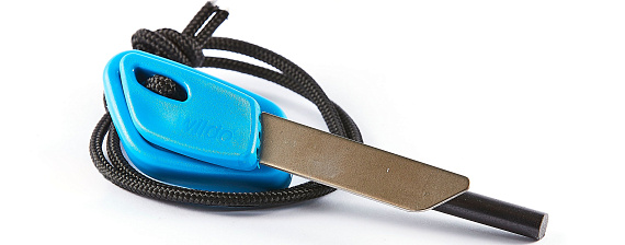 Огниво с кресалом Wildo Fire-Flash Pro Small Light Blue - Фото 1 большая