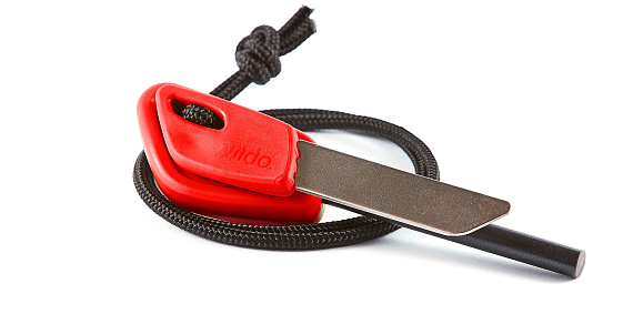 Огниво с кресалом Wildo Fire-Flash Pro Small Red - Фото 1 большая