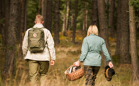 Рюкзак Fjallraven Kanken Laptop 17" Acorn - Фото 9 большая