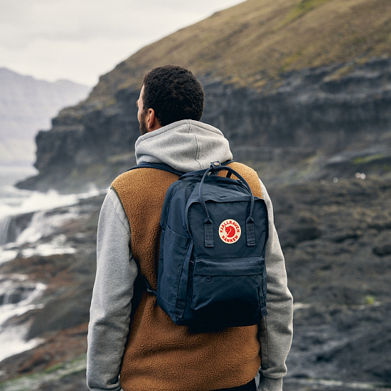 Рюкзак Fjallraven Kanken Laptop 15" Black - Фото 8 большая