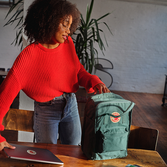 Рюкзак Fjallraven Kanken Laptop 15" Black - Фото 10 большая