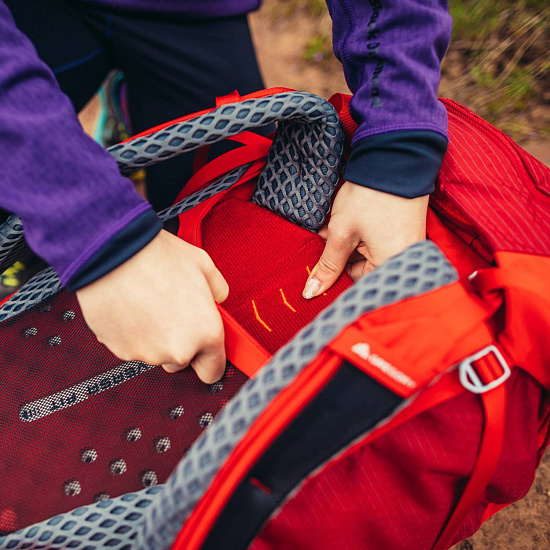 Рюкзак детский Gregory Wander 70 Fiery Red - Фото 5 большая