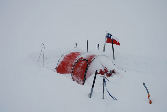 Палатка Hilleberg Nammatj 2 GT SM Red c юбкой - Фото 4 большая