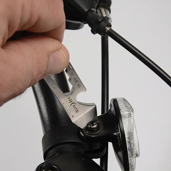 Карманный инструмент Nite Ize DoohicKey Key Tool Black - Фото 7 большая