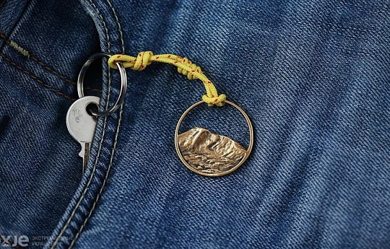 Брелок Exje "Пик Победы" - Фото 1 большая