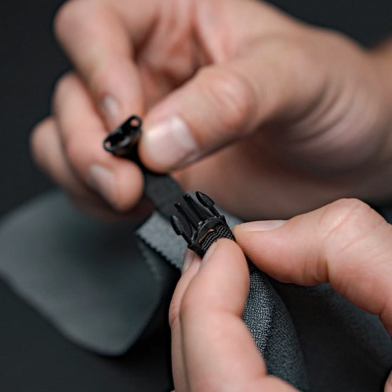 Полотенце Matador Ultralight Travel L серый - Фото 5 большая