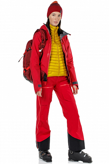 Куртка женская Norrona Lofoten Gore-Tex Pro Jester Red - Фото 2 большая
