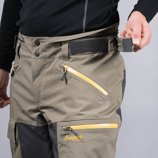 Брюки мужские Bergans Hafslo Ins GreenMud/SolidCharcoal/WaxedYellow - Фото 5 большая