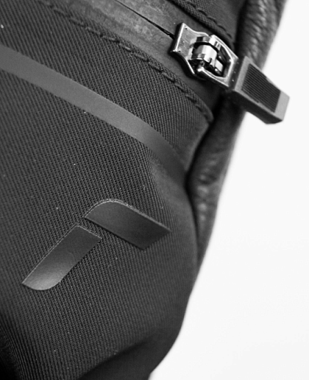 Варежки Reusch Down Spirit Gtx Lobster Black/Silver - Фото 5 большая