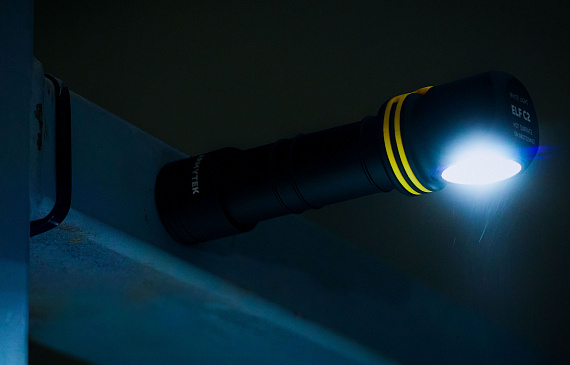 Фонарь Armytek Elf C2 Micro-USB белый - Фото 3 большая