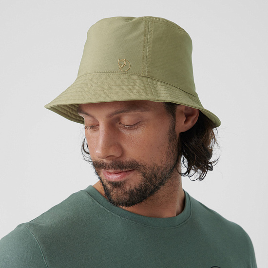 Панама Fjallraven Reversible Bucket Sand Stone/Light Olive - Фото 3 большая