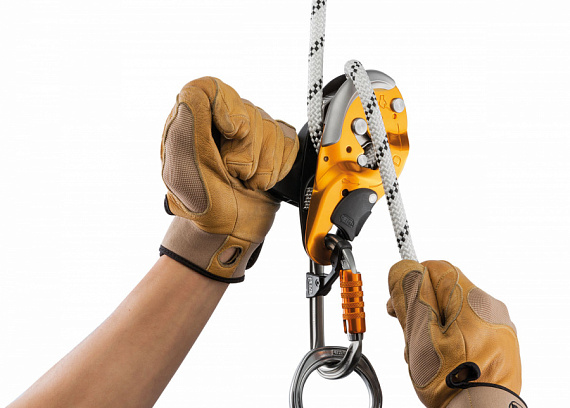 Спусковое устройство Petzl I'D S - Фото 3 большая