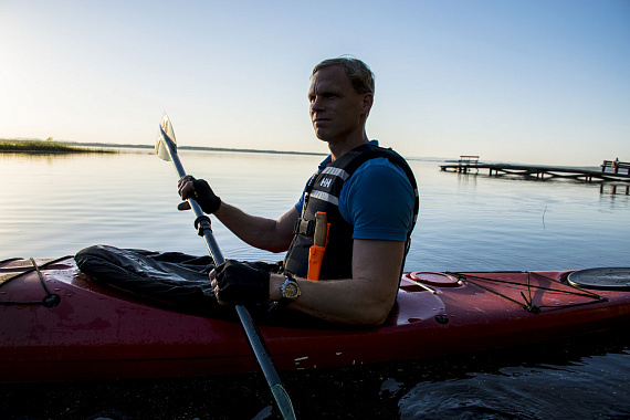 Нож Morakniv Floating Serrated - Фото 8 большая