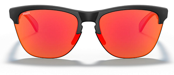 Очки Oakley Frogskins Lite Maverick Vinales Signature Series Prizm Ruby/Matt Black Ink - Фото 5 большая