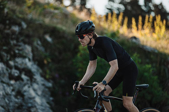 Очки Julbo Ultimate White/Pink Reactiv 1-3 Light Amplifier - Фото 14 большая