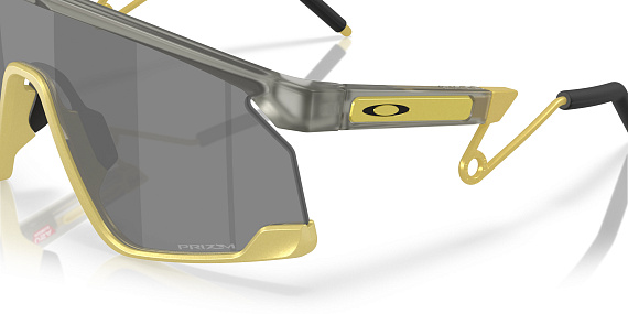 Очки Oakley Bxtr Metal Matte Grey Ink / Vintage Gold/Prizm Black - Фото 6 большая