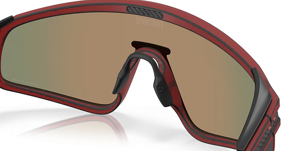 Очки Oakley X Fortnite Latch Panel Raceworn Red Knight/Prizm Ruby - Фото 7 большая