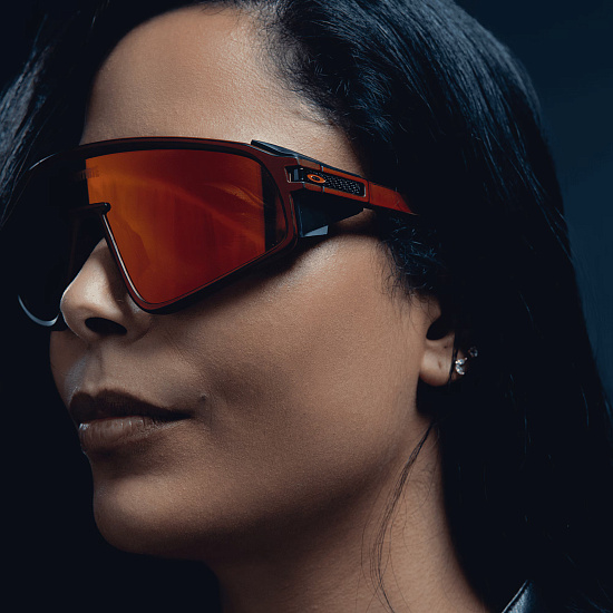 Очки Oakley X Fortnite Latch Panel Raceworn Red Knight/Prizm Ruby - Фото 11 большая