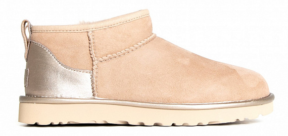 Сапоги UGG Classic Ultra Mini Shine жен. - Фото 1 большая