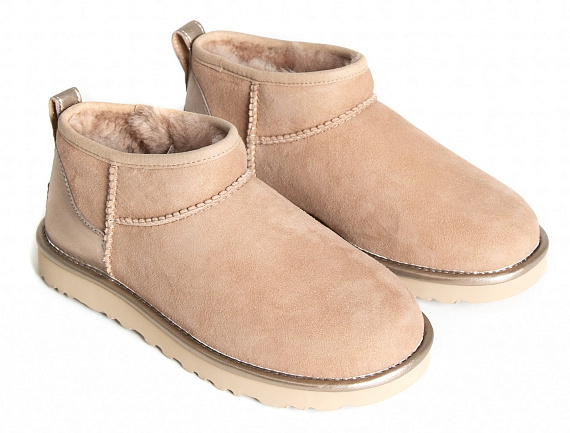 Сапоги UGG Classic Ultra Mini Shine жен. - Фото 3 большая