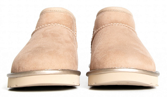Сапоги UGG Classic Ultra Mini Shine жен. - Фото 4 большая