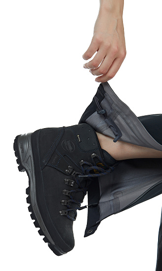 Брюки женские Norrona Falketind Gore-Tex Caviar - Фото 8 большая