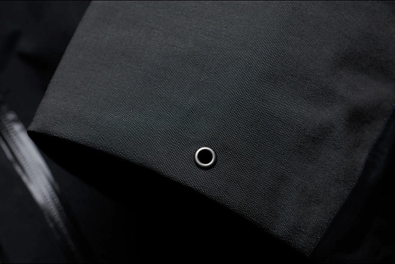 Брюки женские Norrona Trollveggen Gore-Tex Pro Light Caviar - Фото 14 большая