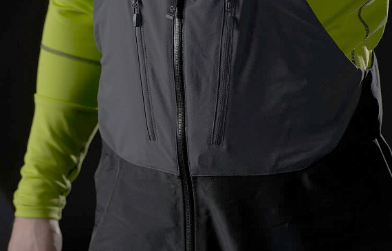 Полукомбинезон мужской Norrona Trollveggen Gore-Tex Pro Bibs(M) Caviar - Фото 6 большая
