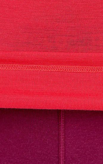 Футболка женская Devold Hiking Poppy/Beetroot - Фото 7 большая
