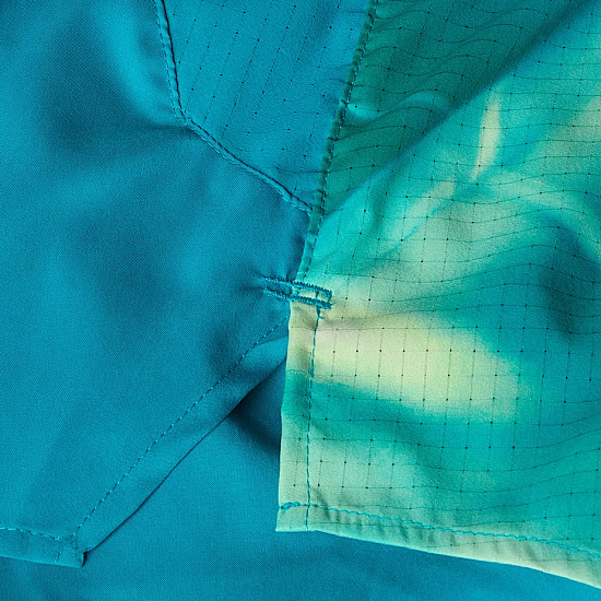 Шорты женские The North Face Sunriser 3in Galactic Blue Prisms Print - Фото 9 большая