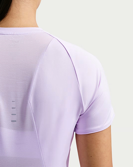 Футболка женская Nike Swift Dri-FIT Violet Mist/Reflective Silver - Фото 2 большая