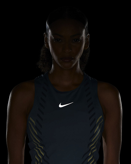 Майка женская Nike Runway GX Ash Green - Фото 5 большая