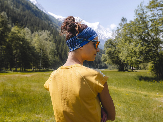 Футболка женская Compressport Training - Mont Blanc 2021 Охра - Фото 4 большая