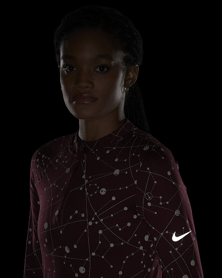 Футболка женская Nike Element Flash Dark Beetroot/Reflective Silver - Фото 2 большая